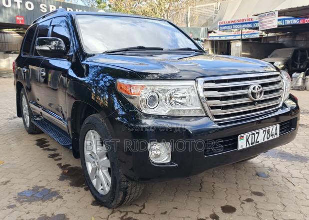 Toyota Land Cruiser 4.6 V8 ZX 2012 Black
