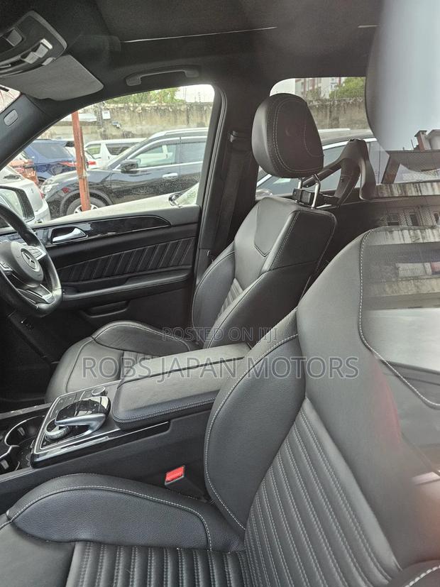 Mercedes-Benz GLE-Class 2018 Matt Black