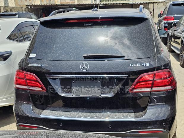 Mercedes-Benz GLE-Class 2018 Matt Black