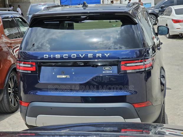 Land Rover Discovery 2018 Blue