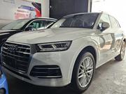 Audi Q5 2.0T Premium AWD quattro 2019 Off white for sale