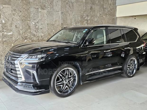 Lexus LX 2018 Matt Black
