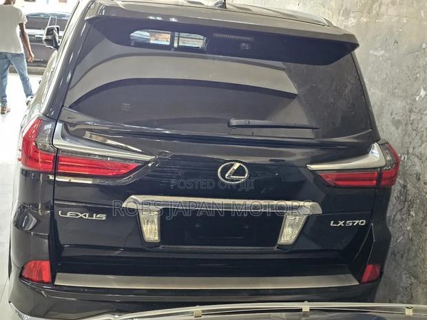 Lexus LX 2018 Matt Black