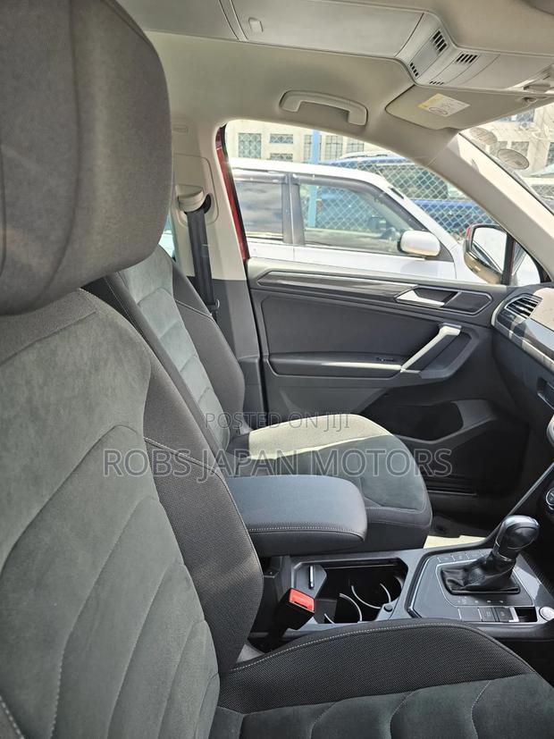 Volkswagen Tiguan 2019 Burgundy
