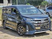 Toyota Noah 2019 Teal for sale