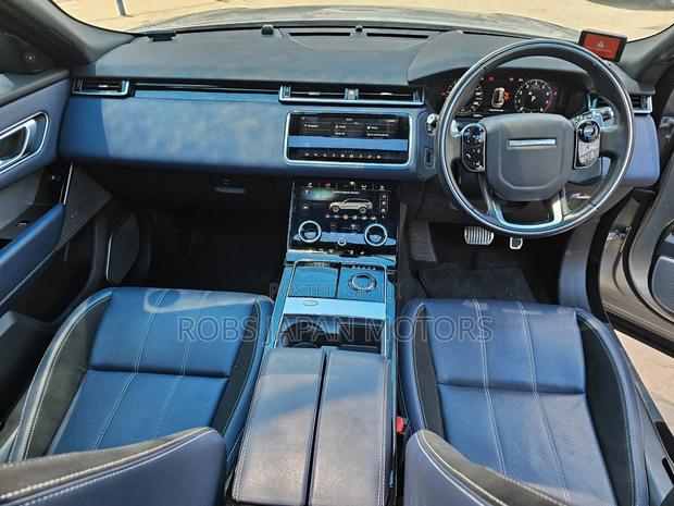 Land Rover Range Rover Velar 2019 Gold