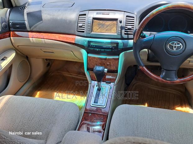 Toyota Premio 2005 Silver