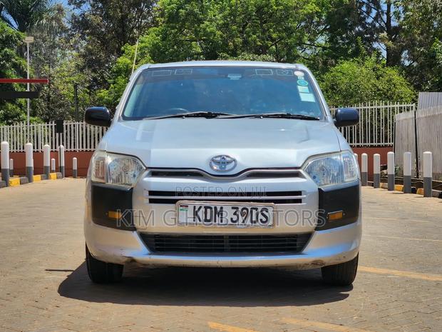 Toyota Probox 2016 Silver