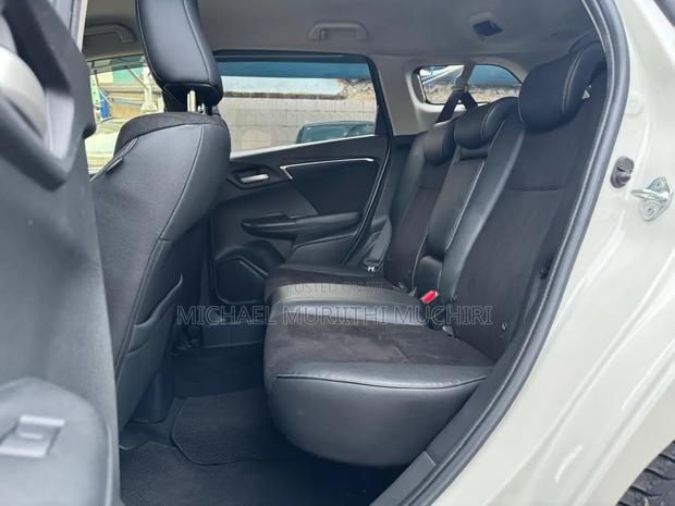 Honda Fit Shuttle 2019 White