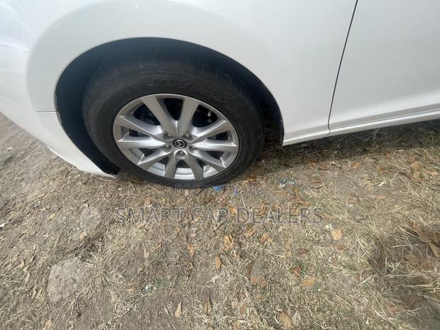 Mazda Atenza 2017 White