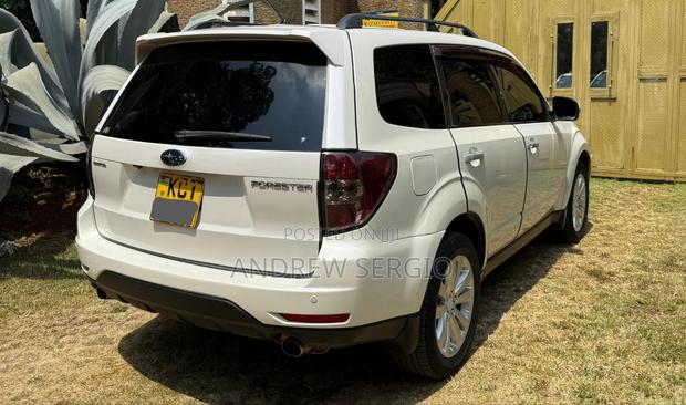 Subaru Forester 2012 White