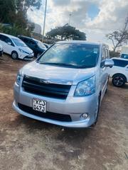 Toyota Noah 2009 Silver for sale