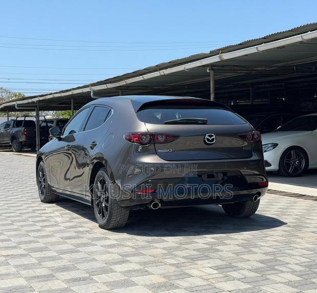 Mazda 3 2019 Green