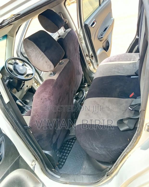 Suzuki Swift 2011 Silver