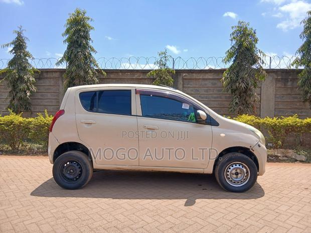 Suzuki Alto 1.0 2012 Beige