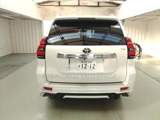 Toyota Land Cruiser Prado 2021 White