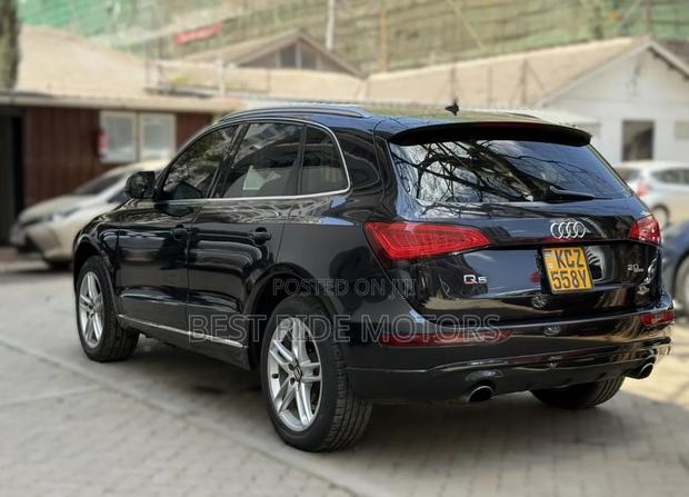 Audi Q5 2013 Black