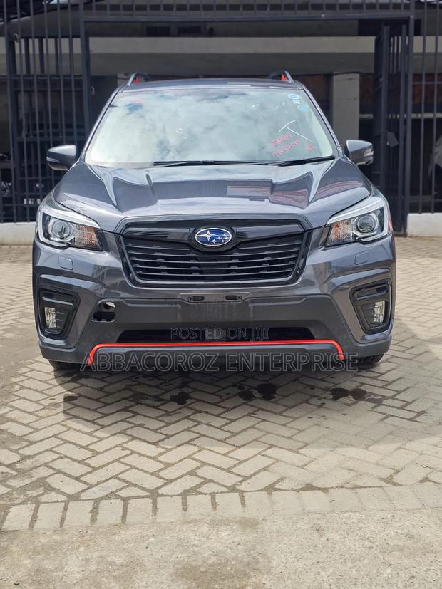 Subaru Forester 2019 Gray