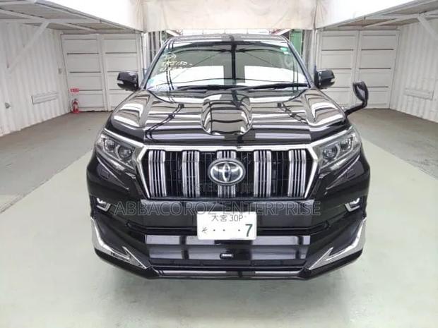 Toyota Land Cruiser Prado 2021 Black