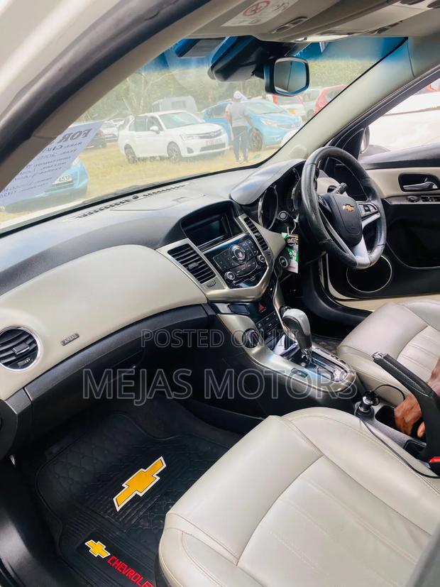 Chevrolet Cruze 2015 White