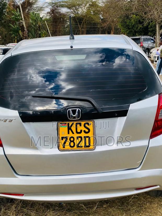 Honda Fit 2011 Silver