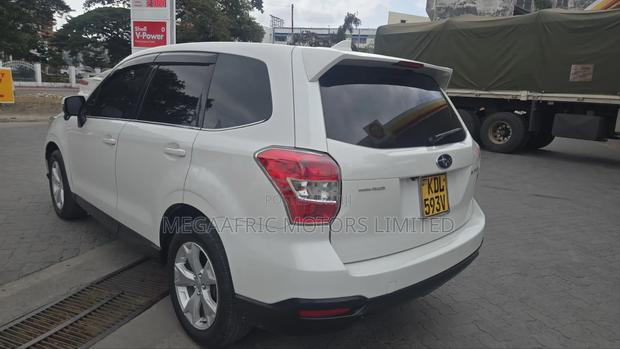 Subaru Forester 2017 White