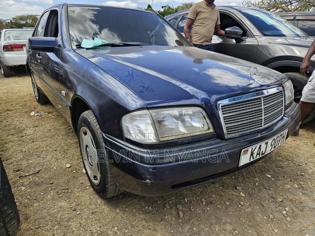 Mercedes-Benz C180 1997 Blue