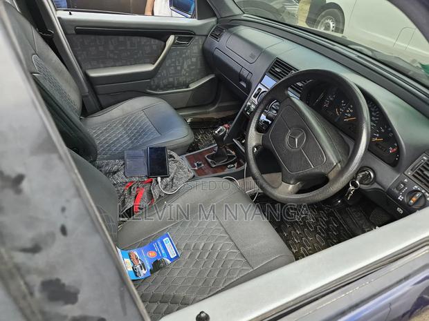 Mercedes-Benz C180 1997 Blue