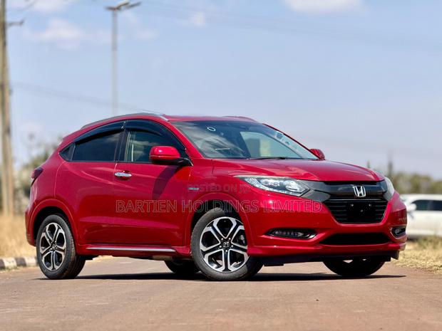 Honda Vezel 1.5 Hybrid 2WD 2018 Red