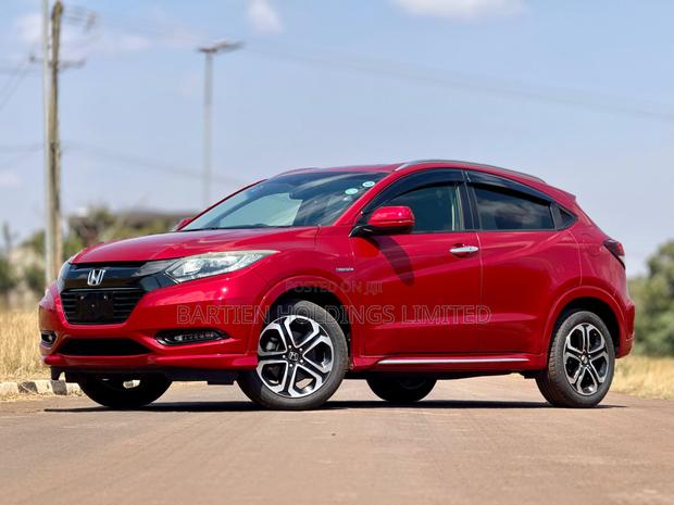 Honda Vezel 1.5 Hybrid 2WD 2018 Red