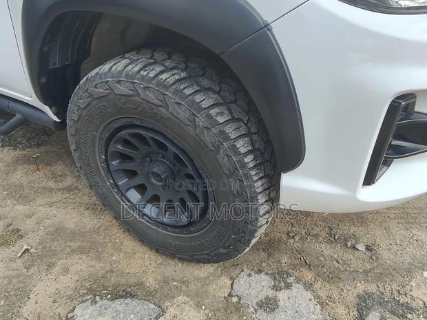 Toyota Hilux 2.8 Diesel 2020 White
