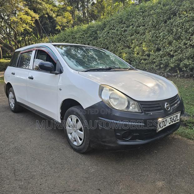 Nissan Advan 2014 White