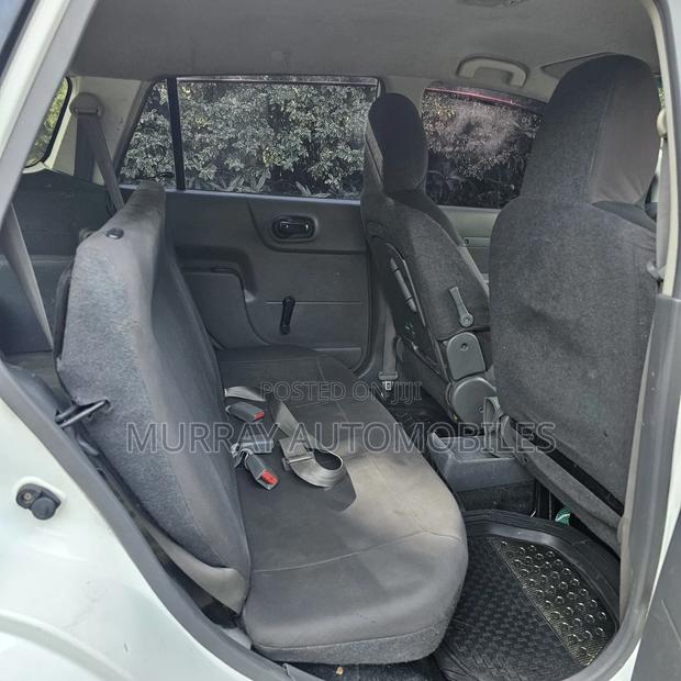 Nissan Advan 2014 White