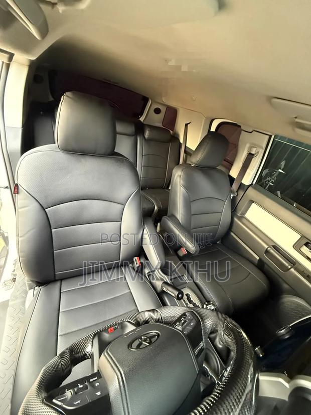 Toyota FJ Cruiser 2014 Pearl
