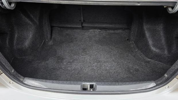 Toyota Belta 2009 Silver