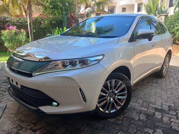Toyota Harrier 2019 White