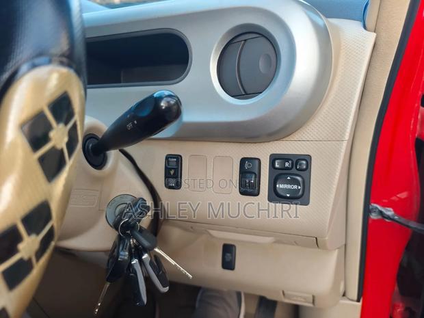 Toyota Porte 2007 Red