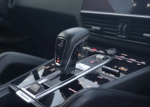 Porsche Cayenne 2019 Black