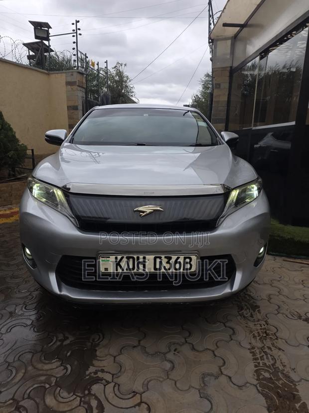 Toyota Harrier 2.0 4WD 2016 Silver