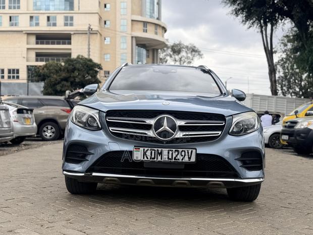Mercedes-Benz GLE-Class 2016 Blue