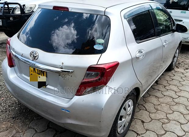Toyota Vitz 2016 Gray