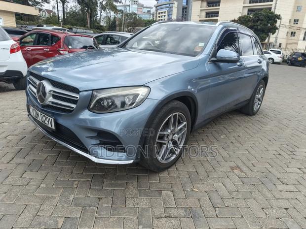 Mercedes-Benz GLC-Class 2016 Blue