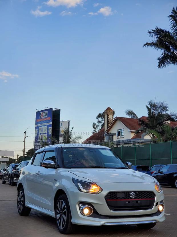 Suzuki Swift 2019 White