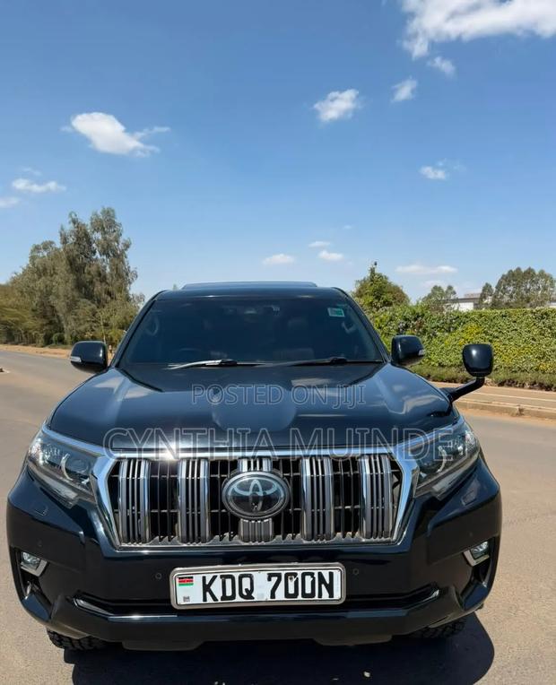 Toyota Land Cruiser Prado 2018 Black