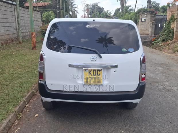 Toyota Probox 2014 White