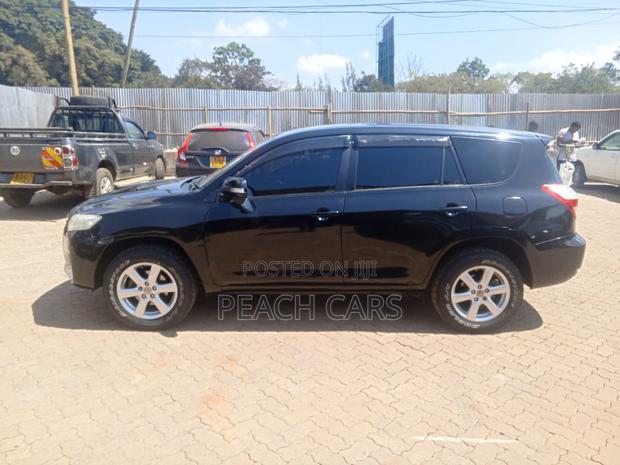 Toyota Vanguard 2010 Black