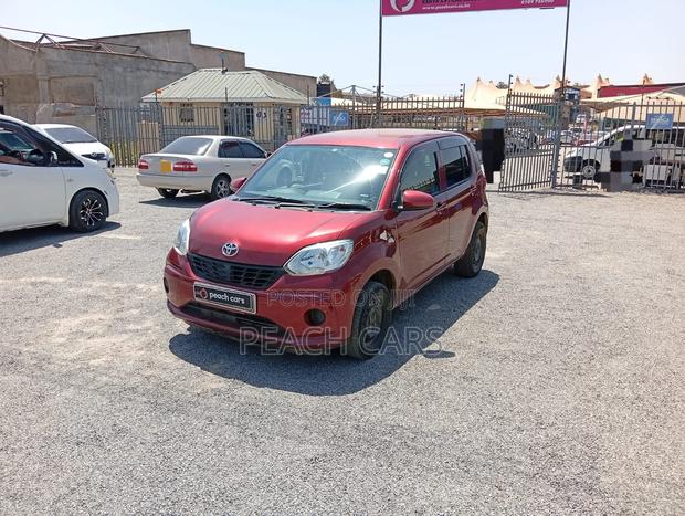 Toyota Passo 2017 Red