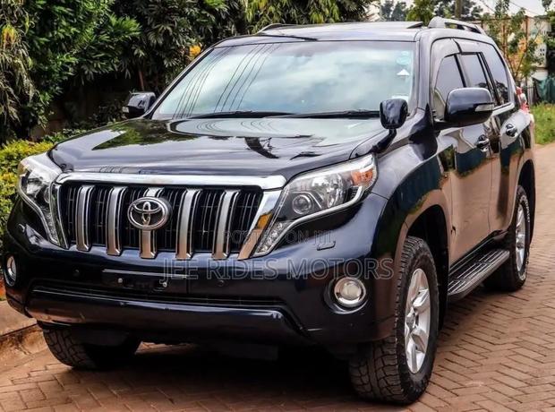 Toyota Land Cruiser Prado 2016