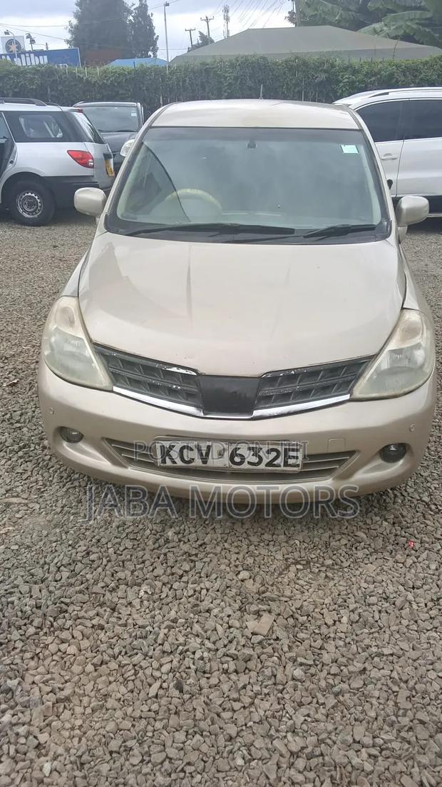 Nissan Tiida 2012 Gray