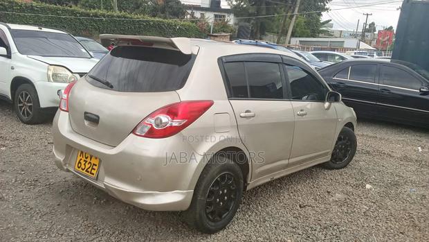 Nissan Tiida 2012 Gray